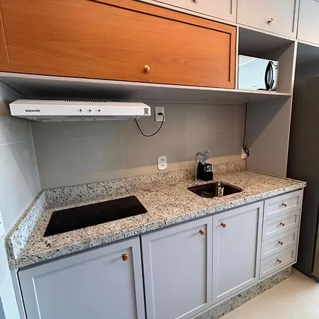 Apartamento Elegante No Meireles A Poucos Passos Do Mar *