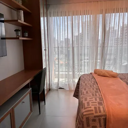 Elegante No Meireles A Poucos Passos Do Mar Apartamento