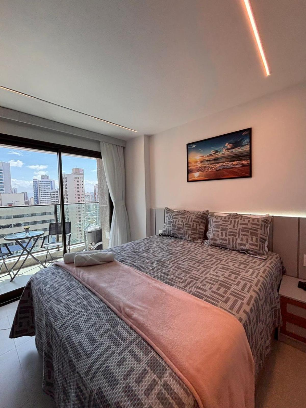 Apartamento Elegante No Meireles A Poucos Passos Do Mar *