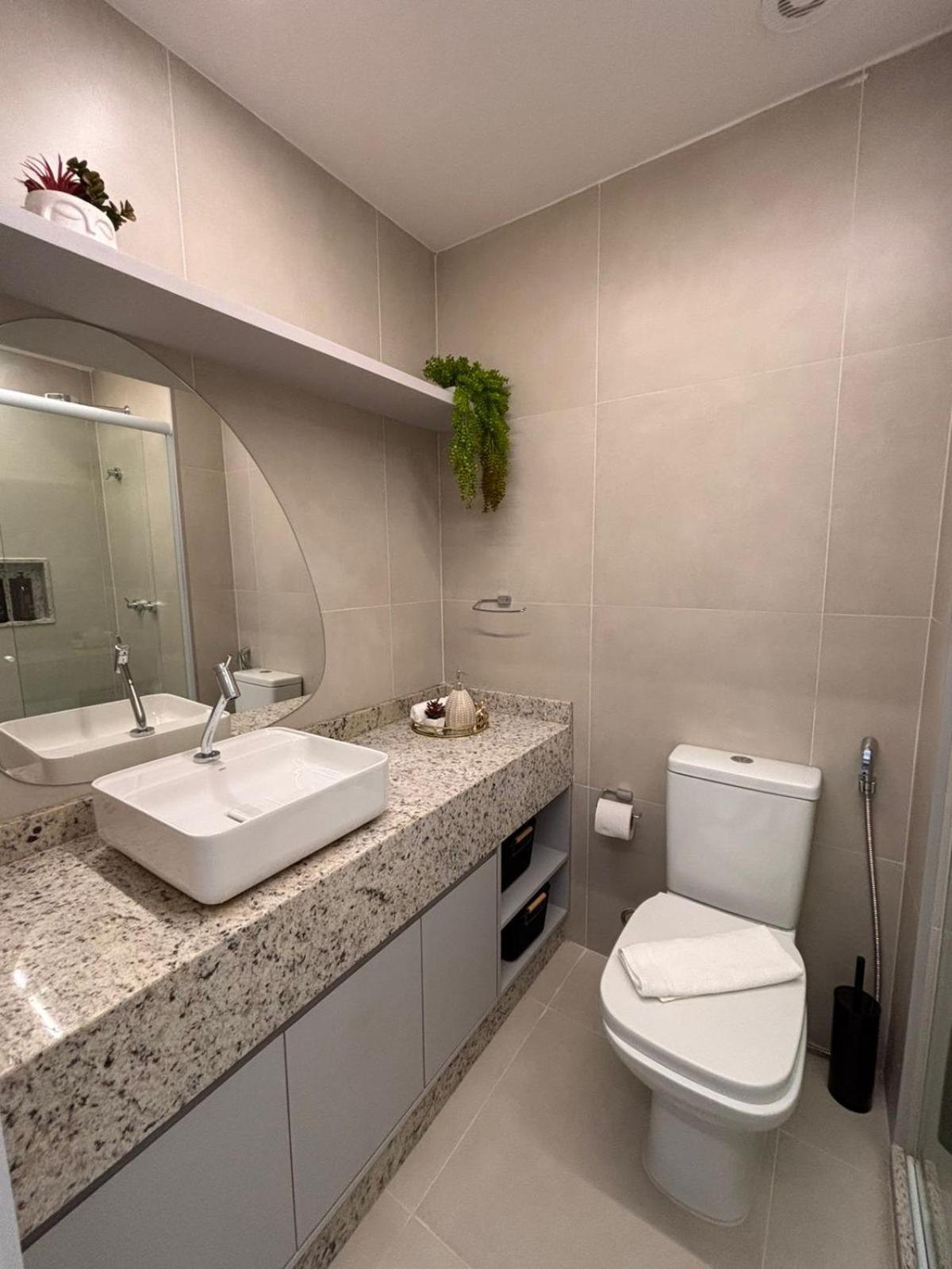 Apartamento Elegante No Meireles A Poucos Passos Do Mar