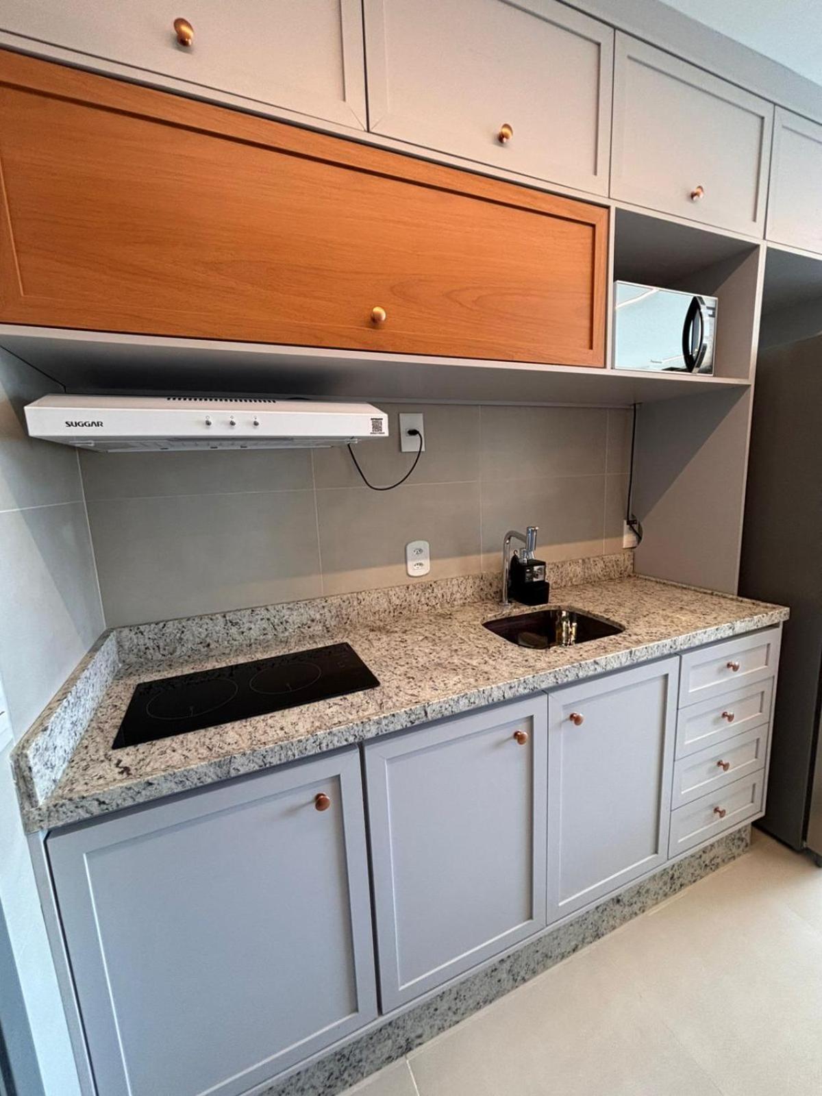 Apartamento Elegante No Meireles A Poucos Passos Do Mar *